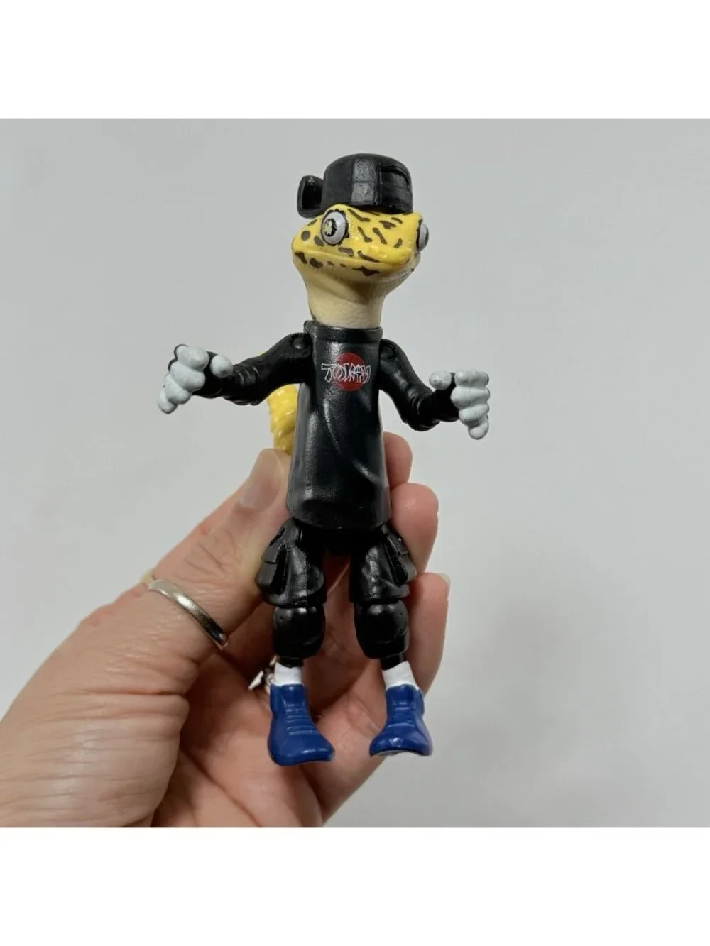 Viacom Mondo Gecko Figure Toy Teenage Mutant Ninja Turtles Articulate Posable 5”